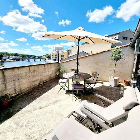 Quai 3 Loft Moderne Et Lumineux Les Pieds Dans L'eau 자르나크