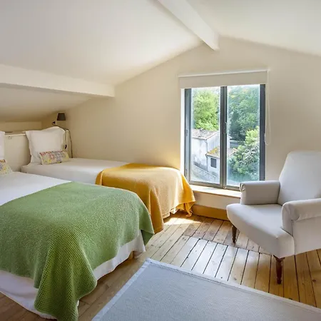 Quai 3 Loft Moderne Et Lumineux Les Pieds Dans L'eau