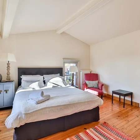 Appartement Quai 3 Loft Moderne Et Lumineux Les Pieds Dans L'eau *