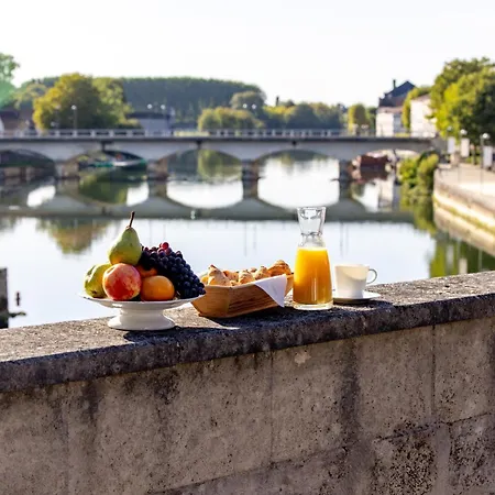 Quai 3 Loft Moderne Et Lumineux Les Pieds Dans L'eau شقة