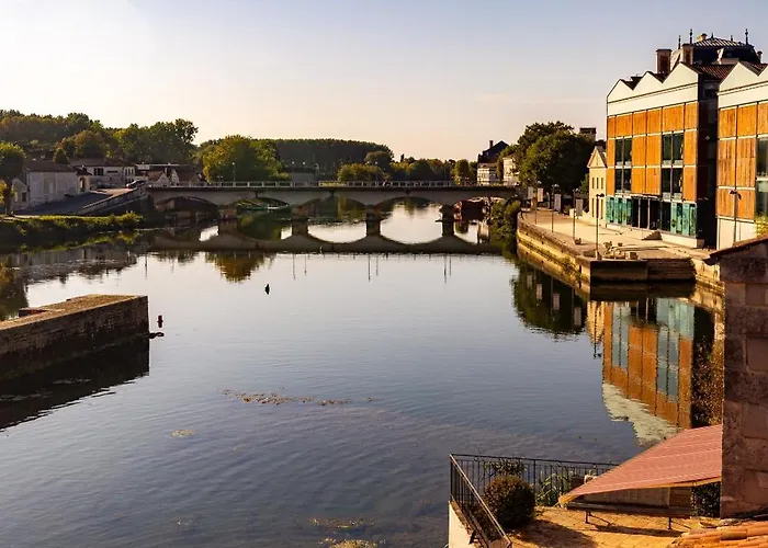 Quai 3 Loft Moderne Et Lumineux Les Pieds Dans L'eau Appartement *