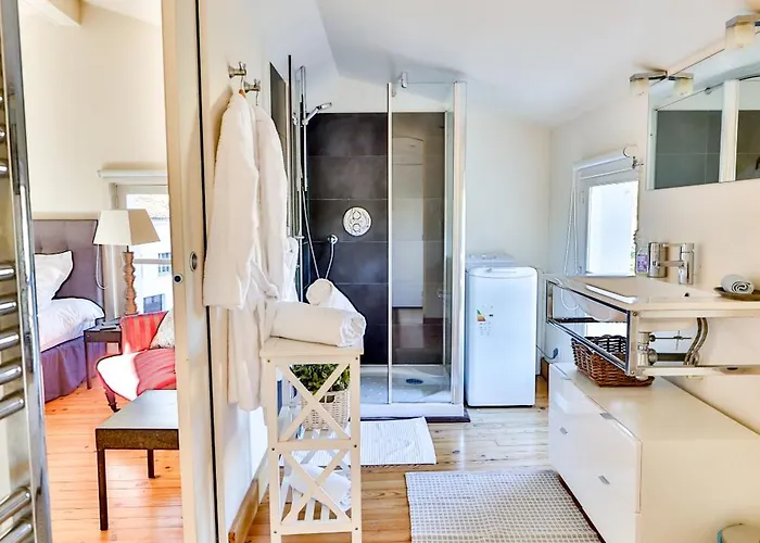 Quai 3 Loft Moderne Et Lumineux Les Pieds Dans L'eau * Jarnac