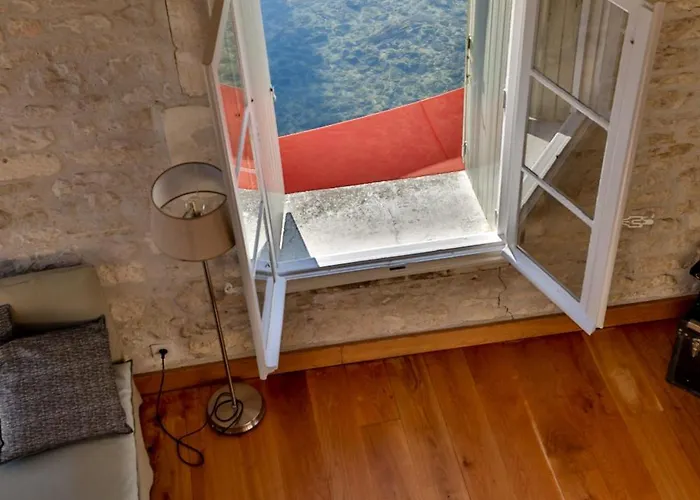 Appartement Quai 3 Loft Moderne Et Lumineux Les Pieds Dans L'eau *